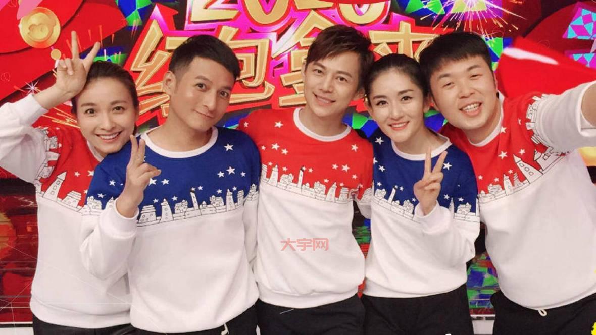 谢娜晒与何炅李维嘉合照，引爆回忆杀！