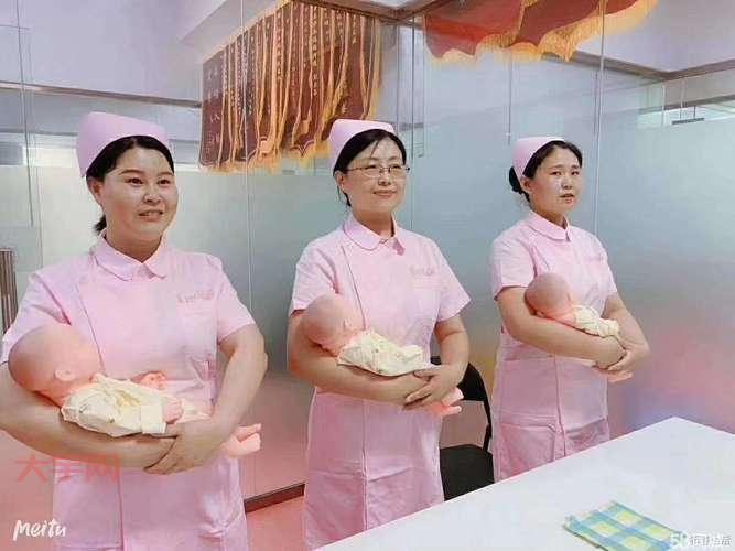 青岛保姆公司哪家好？月嫂、育婴师、钟点工全都有