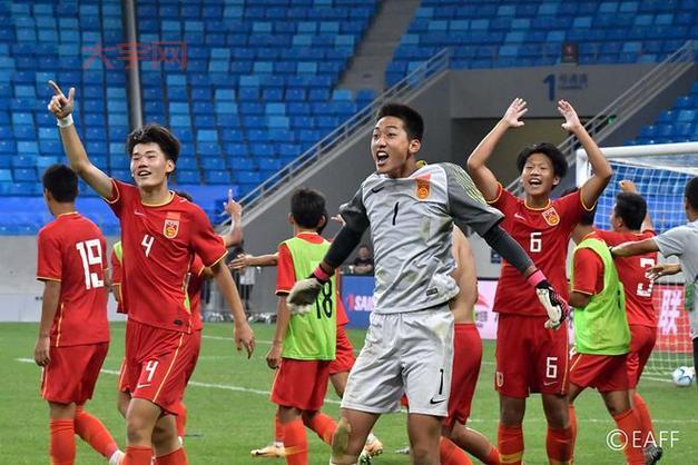 东亚杯男足最新成绩:日本夺冠,中国队以第三名收官