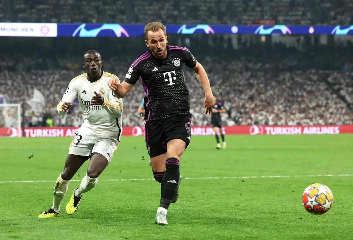 皇马拜仁欧冠半决赛对决，谁能笑到最后？