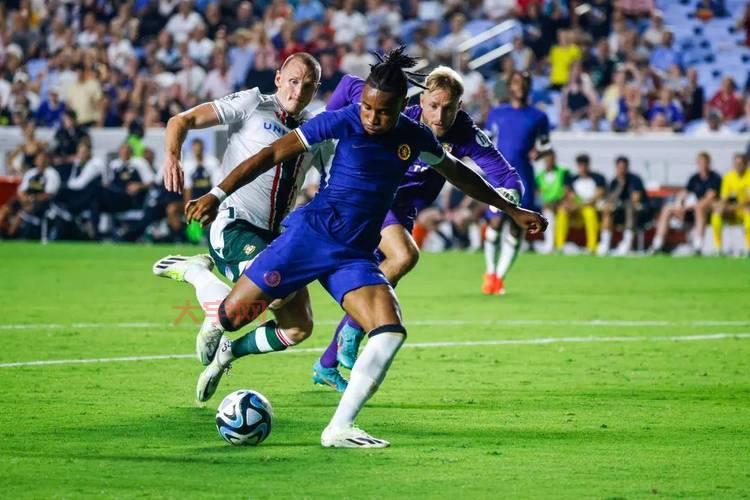 切尔西和拜仁谁更厉害？两队实力对比大揭秘！