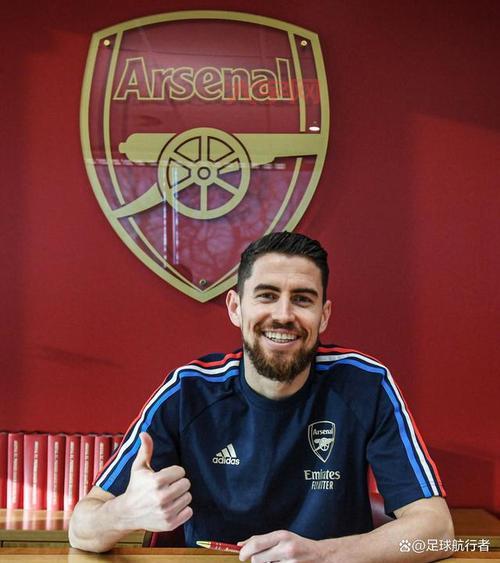 效力过巴萨 阿森纳的球星 (细数那些穿过两队球衣的名将)