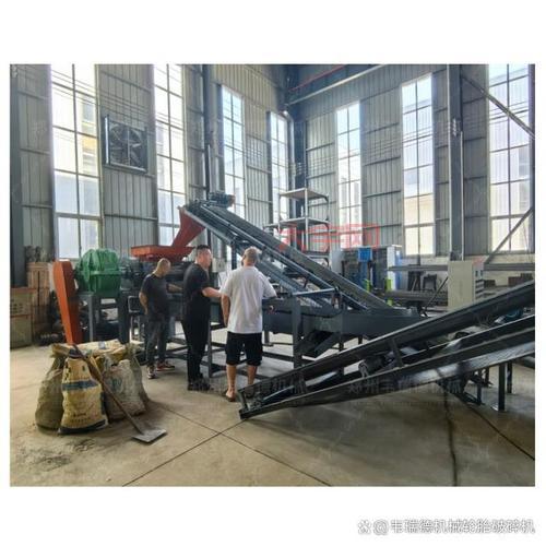 废旧轮胎胶粉设备怎么选?老厂家教你几招不踩坑!